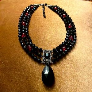 Black 3-tier choker